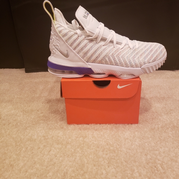 lebron 16 size 7